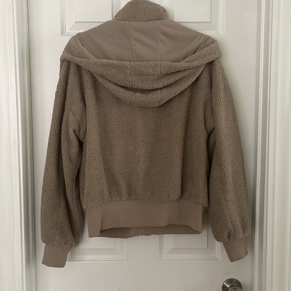 Sherpa Bomber Jacket, size L 6/8 - Picture 4 of 5